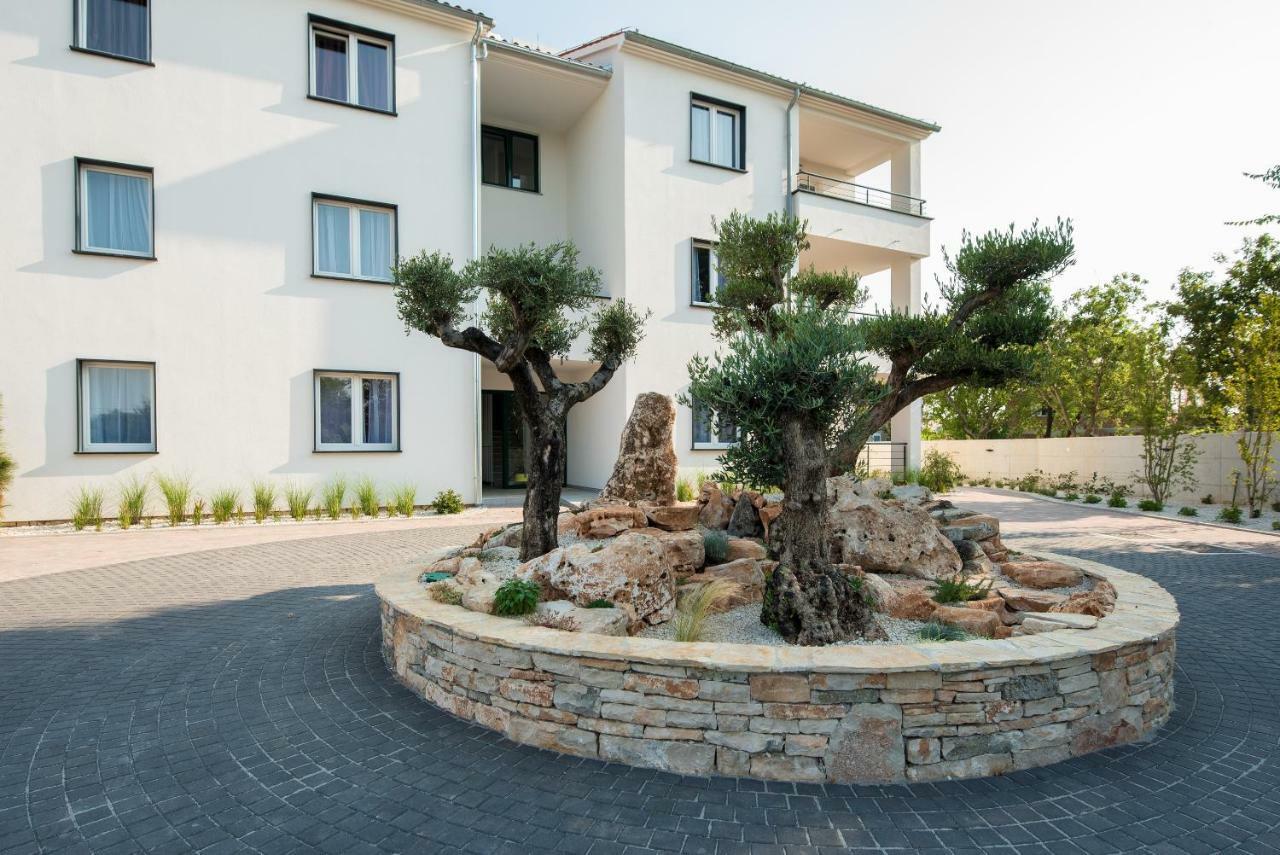 Villa Anja 1St Floor Перой Екстер'єр фото